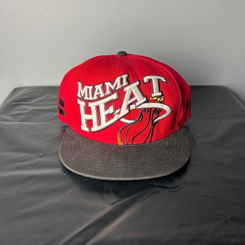 New-era Men's Red Hat